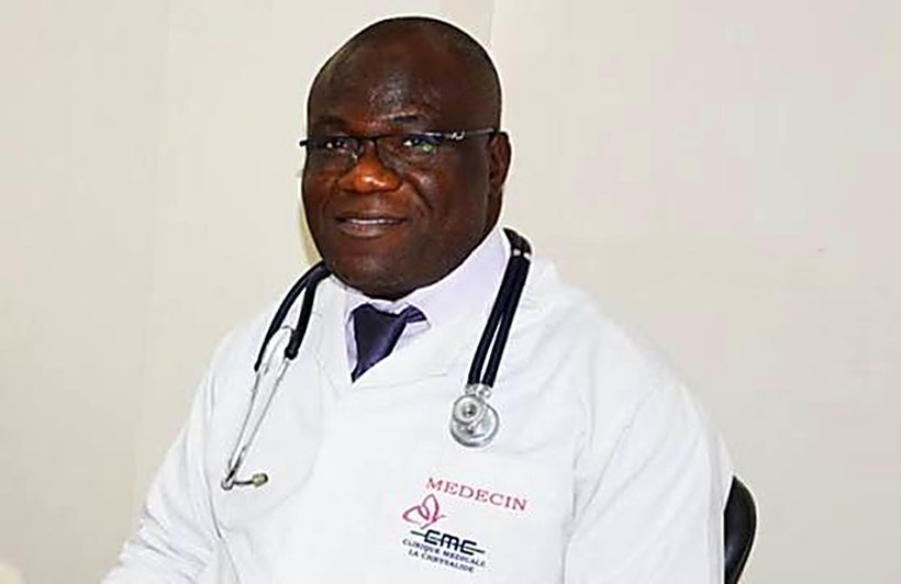 Médecin de la Clinique Médicale La Chrysalide en consultation